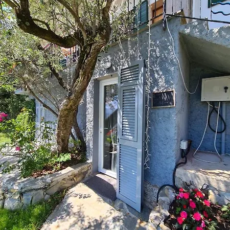 Vista Mare Portofino By Portofinovacanze Bed and Breakfast Gravero